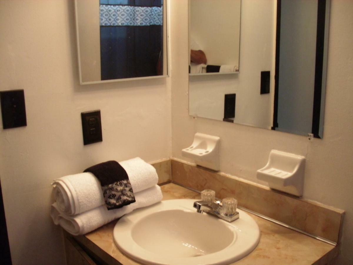 Newly Furnished Large Clean Quiet Private Unit Apartment Форт Лодърдейл Екстериор снимка