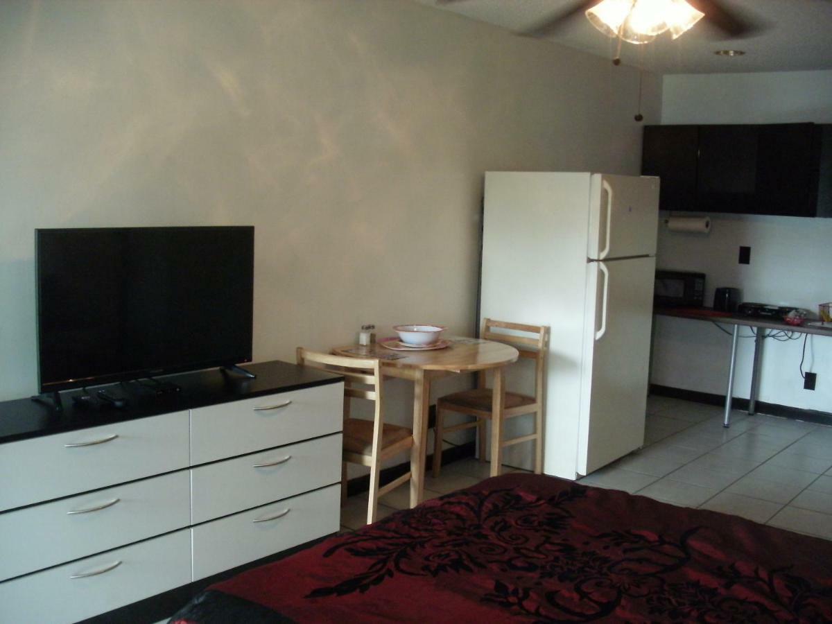 Newly Furnished Large Clean Quiet Private Unit Apartment Форт Лодърдейл Екстериор снимка